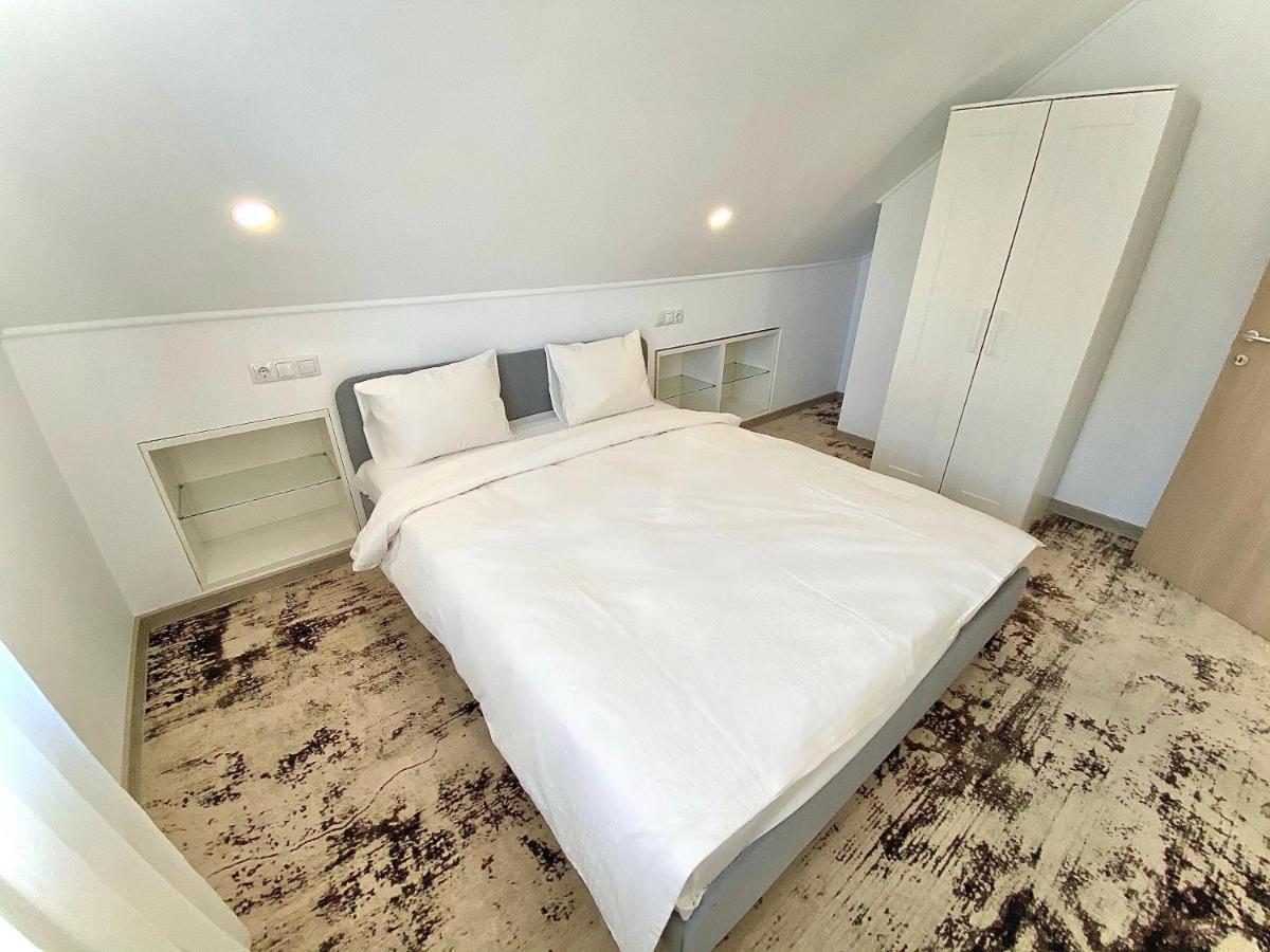Zen House Apartment Buzau Ngoại thất bức ảnh