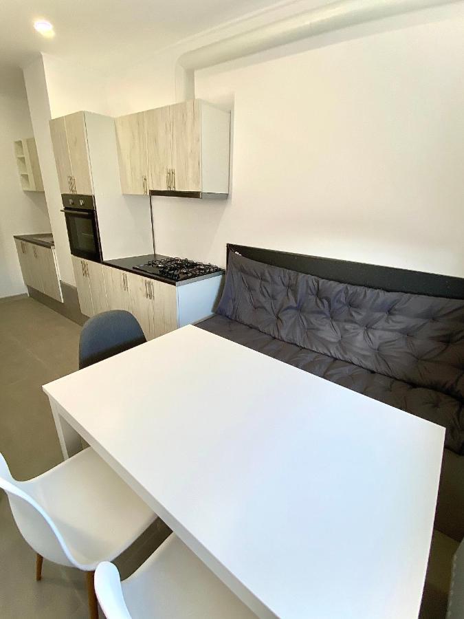 Zen House Apartment Buzau Ngoại thất bức ảnh